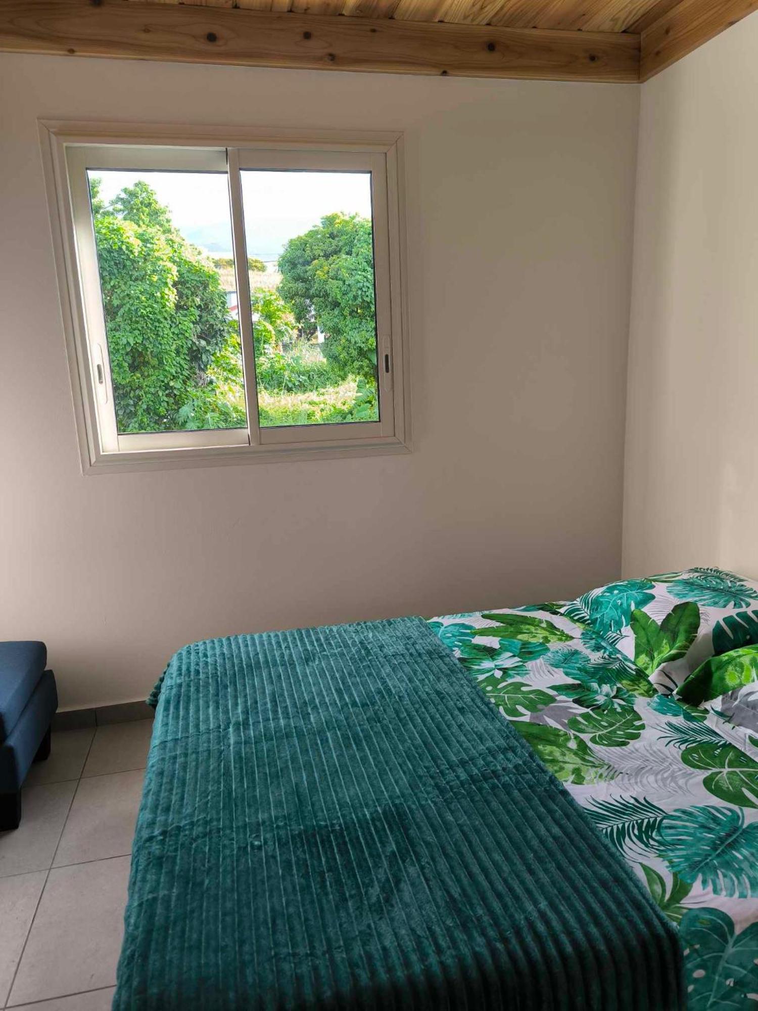 Residence Belle Vue Sainte-Rose Esterno foto